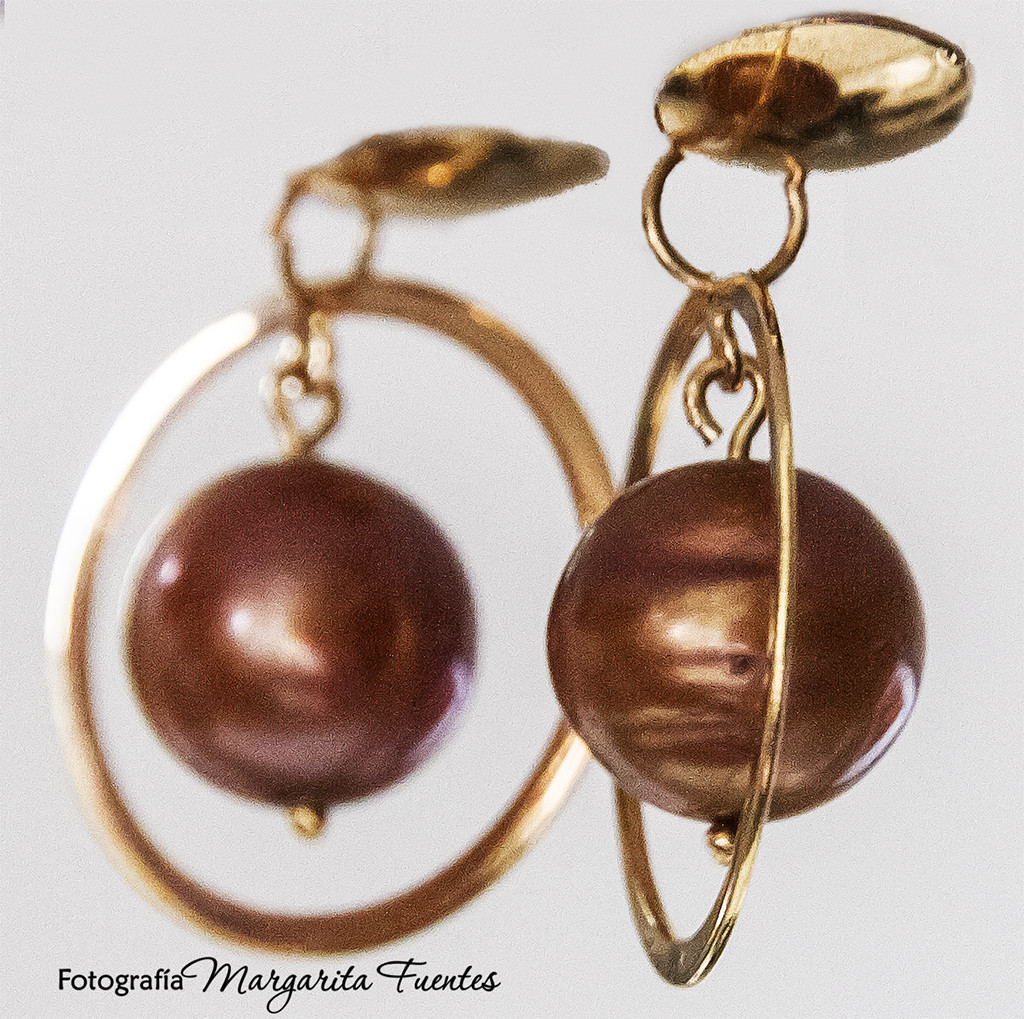 Pendientes perlas color chocolate 